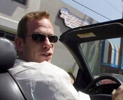 GAROU au volant